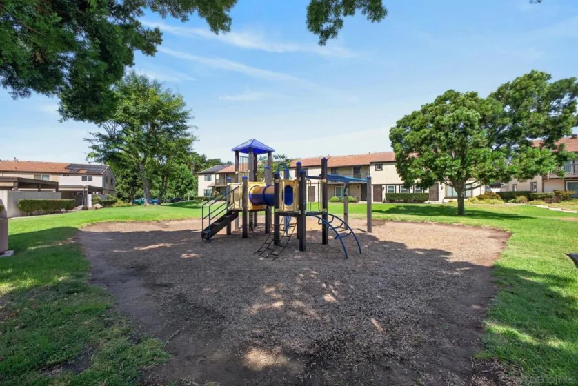 10376 Frank Lane photo 32