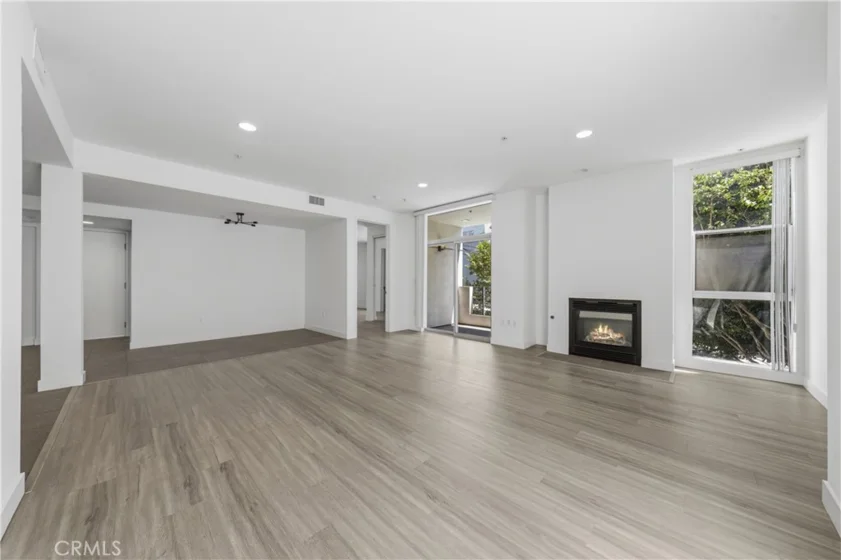 10911 Wellworth #1A photo 17