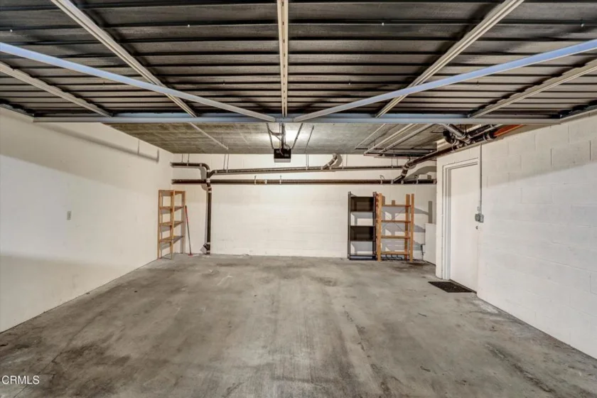 719 E Tujunga #D photo 39