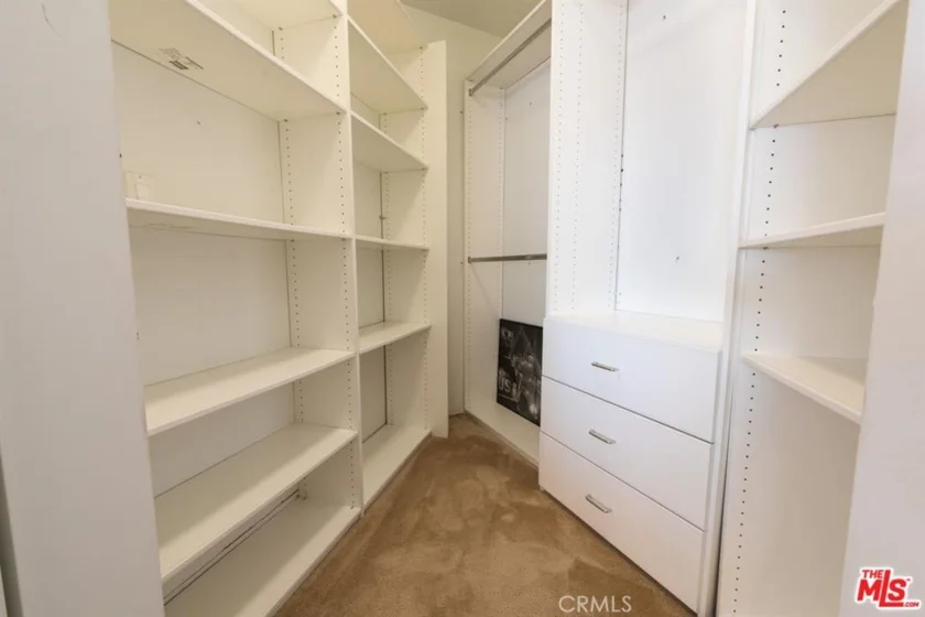 1100 Wilshire Boulevard #2608 photo 3