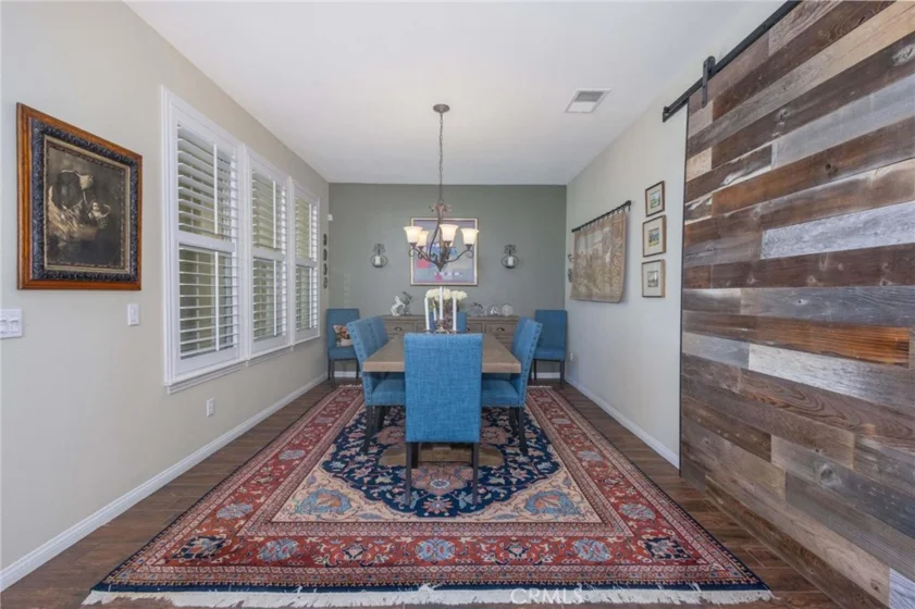 35385 Summerholly Lane photo 3