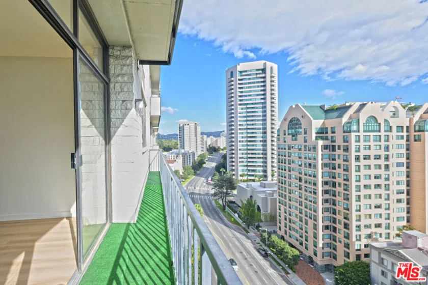 10535 Wilshire Boulevard #1803 photo 20