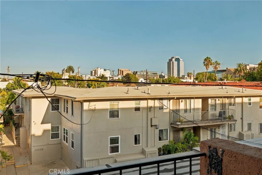460 Golden Avenue #320 photo 16