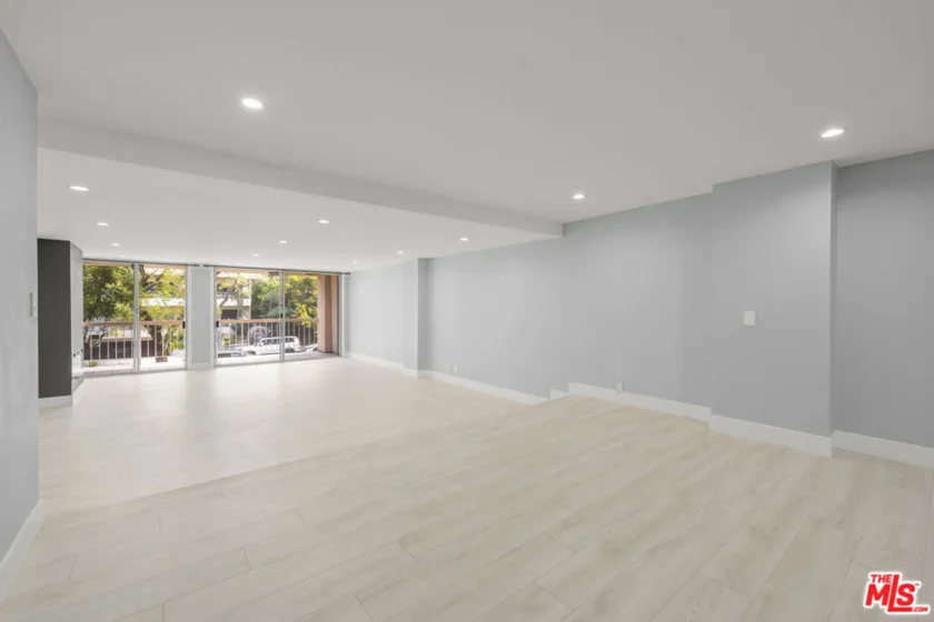 441 N Oakhurst Drive #206 photo 4
