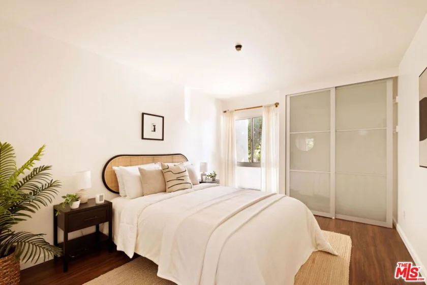 4900 Overland Avenue #303 photo 8