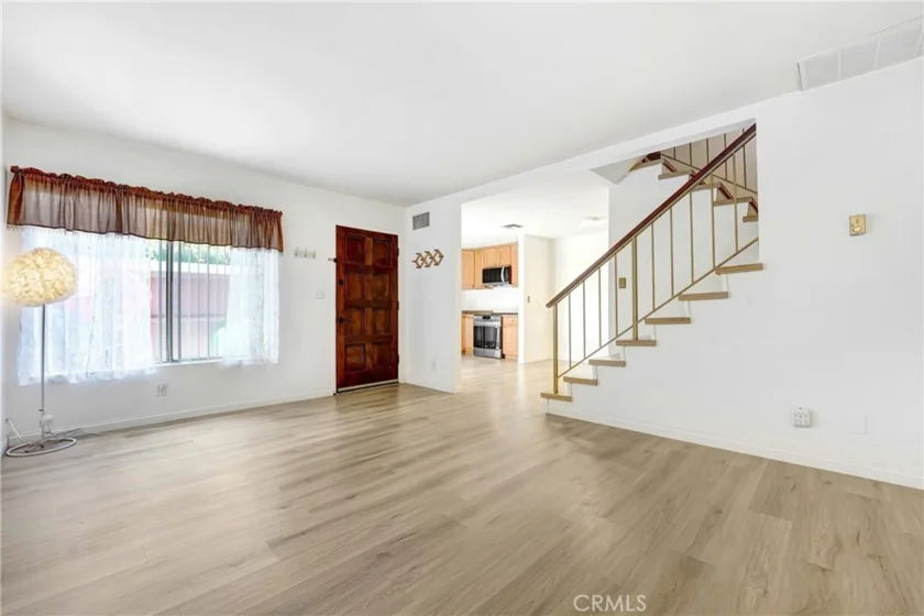 7301 Lennox Avenue #D13 photo 6