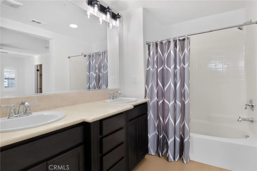 37406 Paseo Violeta photo 5