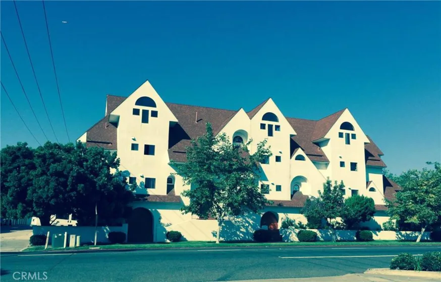 374 Orange Avenue #A photo 1