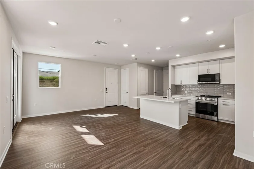 3157 Teralina Circle photo 5