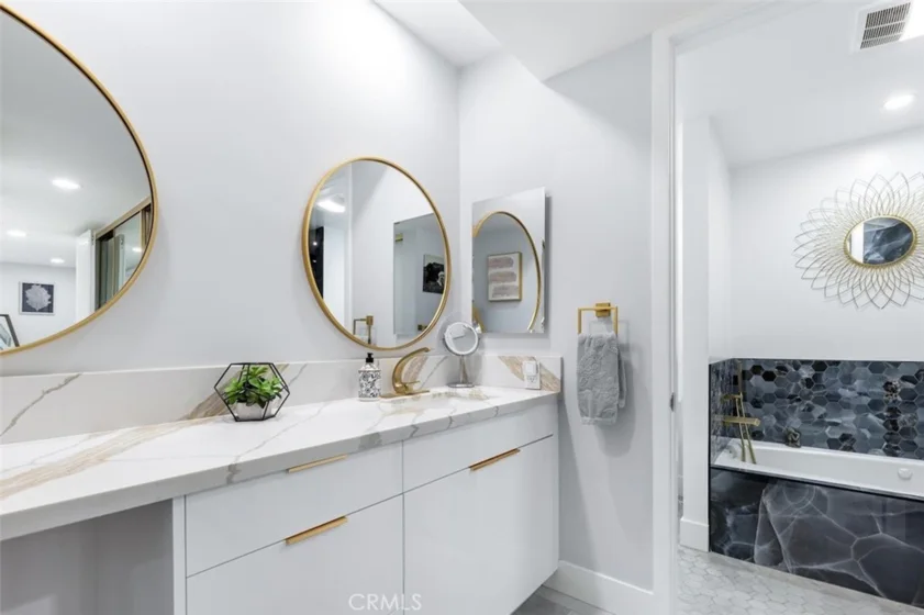 17711 Margate Street #316 photo 19