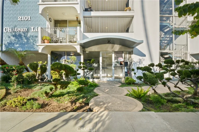 2101 E 2nd Street #305 photo 14