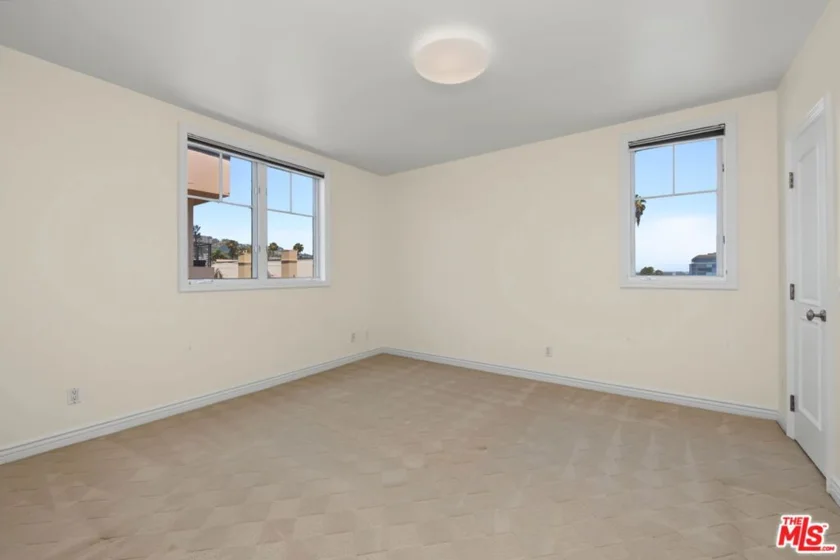 430 N Oakhurst Drive #PH406 photo 31