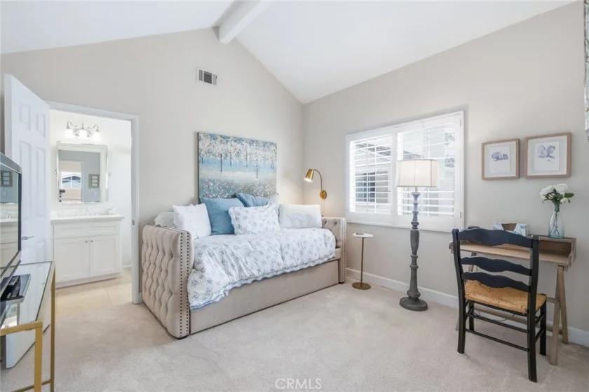 2680 Orange photo 18