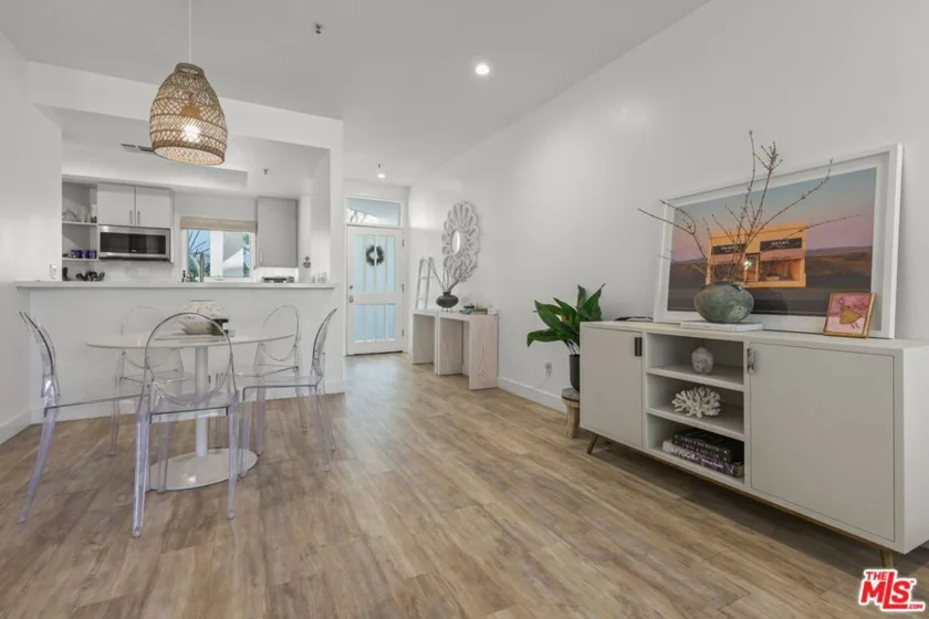 2913 3rd Street #306 photo 8