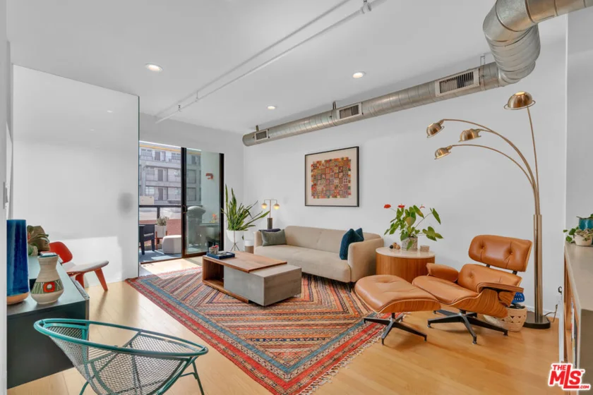 4115 Glencoe Avenue #203 photo 1
