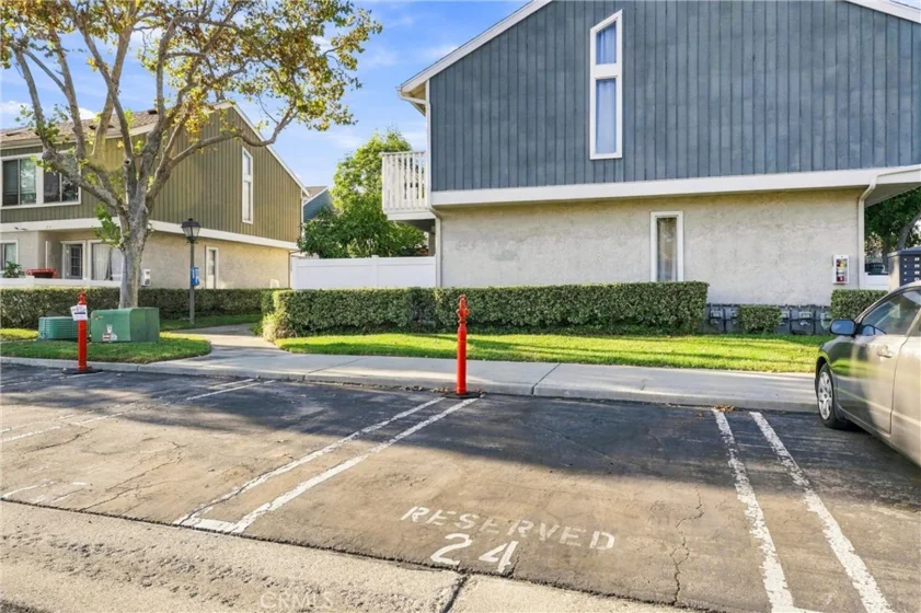 25 Bentwood Lane photo 28