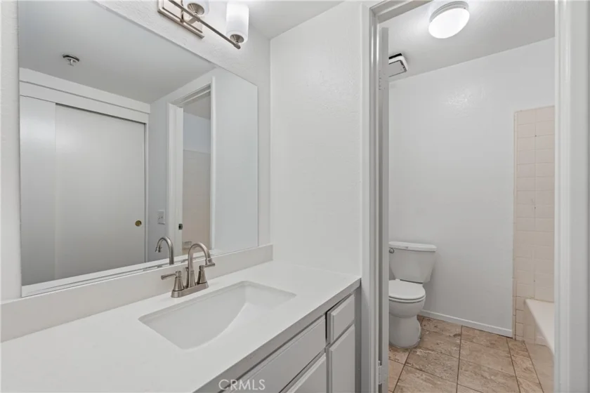 1052 Seco #104 photo 33