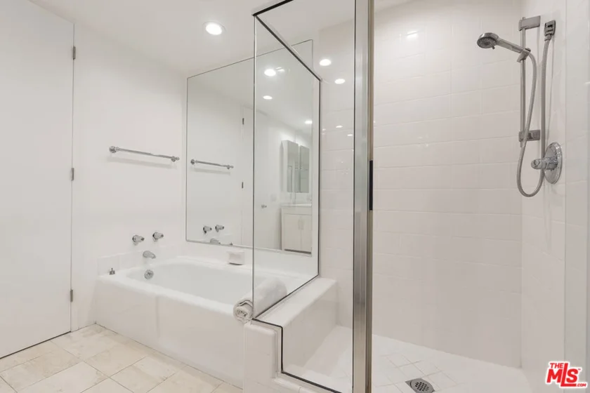 1033 Carol Drive #T3 photo 17