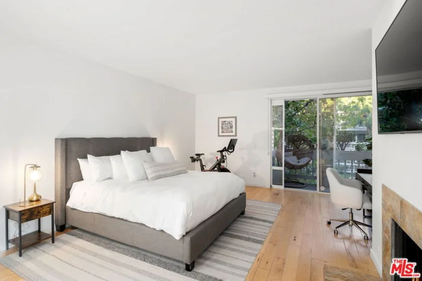 4338 Redwood Avenue #B213 photo 8