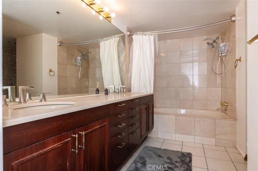 345 Pioneer Drive #801 photo 18