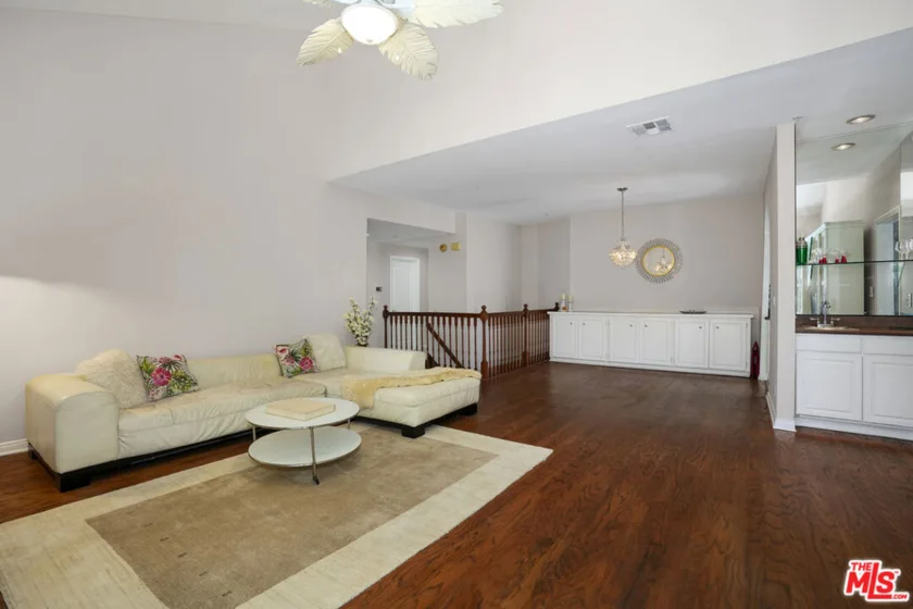 10630 Eastborne Avenue #306 photo 9