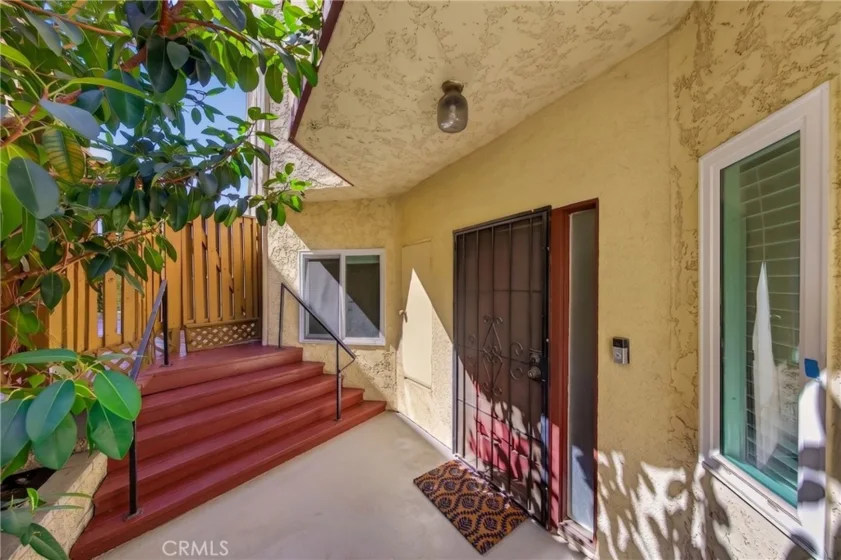 1026 S Marengo Avenue #2 photo 33