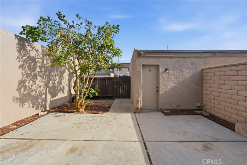 8164 Laguna Court photo 19