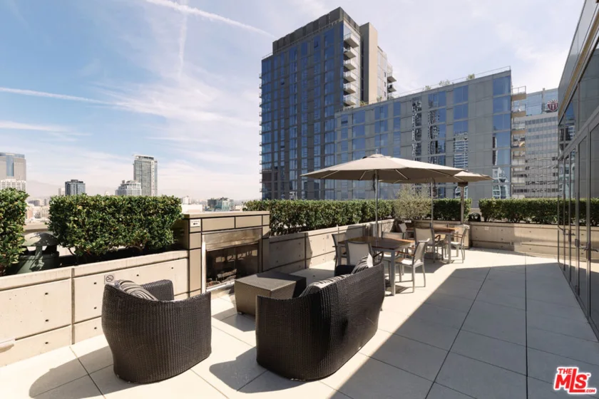 1155 S Grand Avenue #403 photo 2