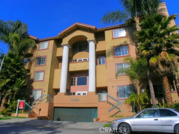 10925 Blix Street #308 photo 1