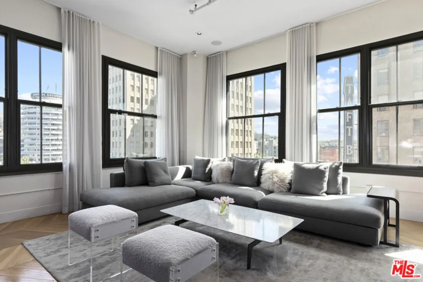 1645 N Vine Street #606 photo 2