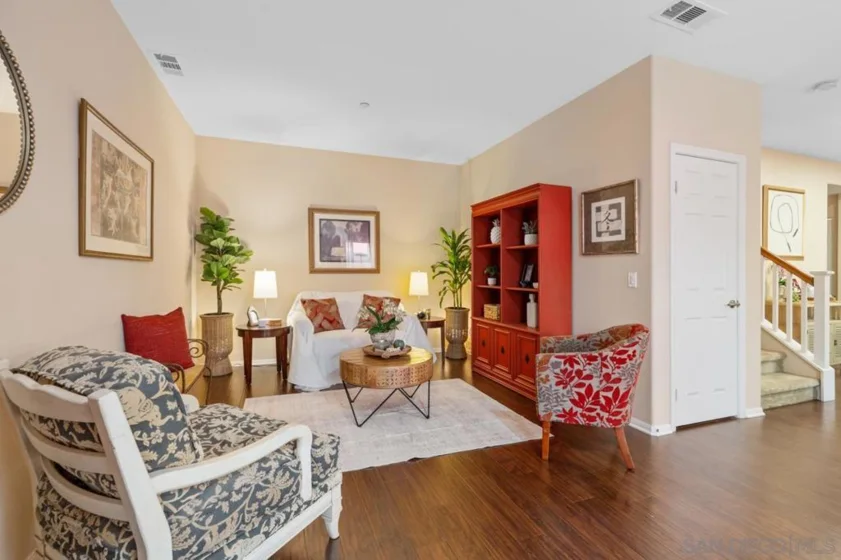 1305 Isabella Way photo 11