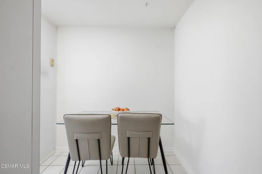 10650 Holman Avenue #202 photo 9