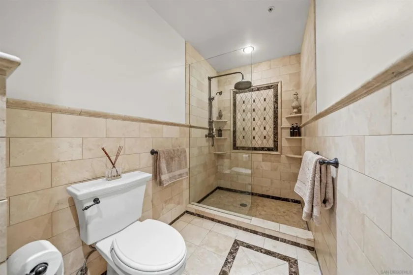 120 C Avenue #206 photo 30