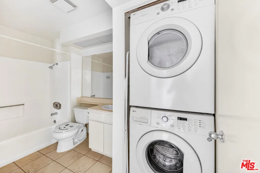 1118 Valencia Street #310 photo 15