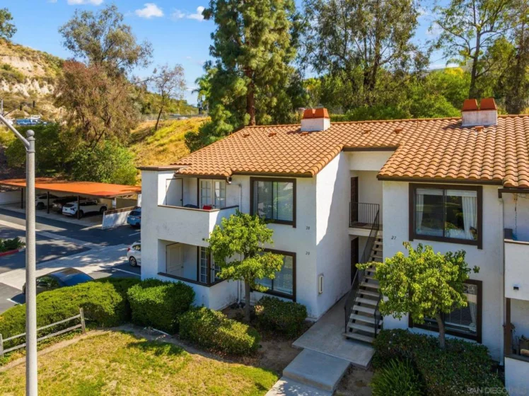 5025 Collwood Way #20 photo 1
