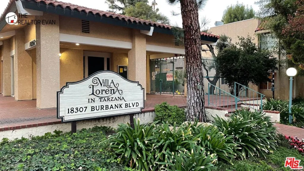 18307 E Burbank Boulevard #70 photo 1