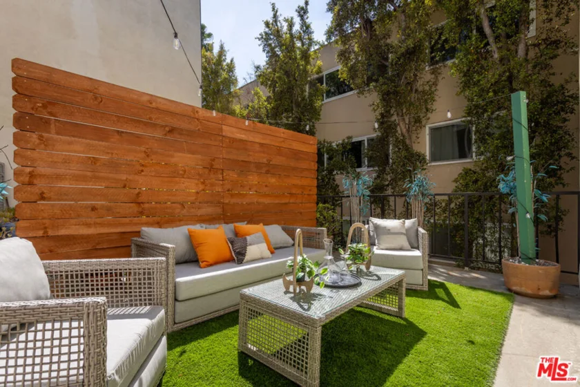 1045 N Kings Road #107 photo 23