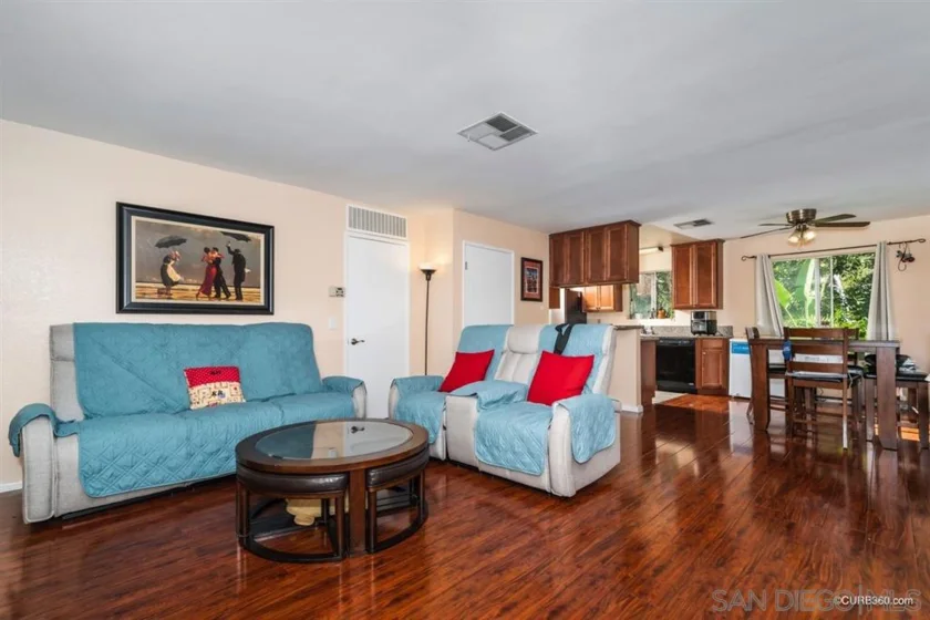 5495 Marengo Avenue #7 photo 1