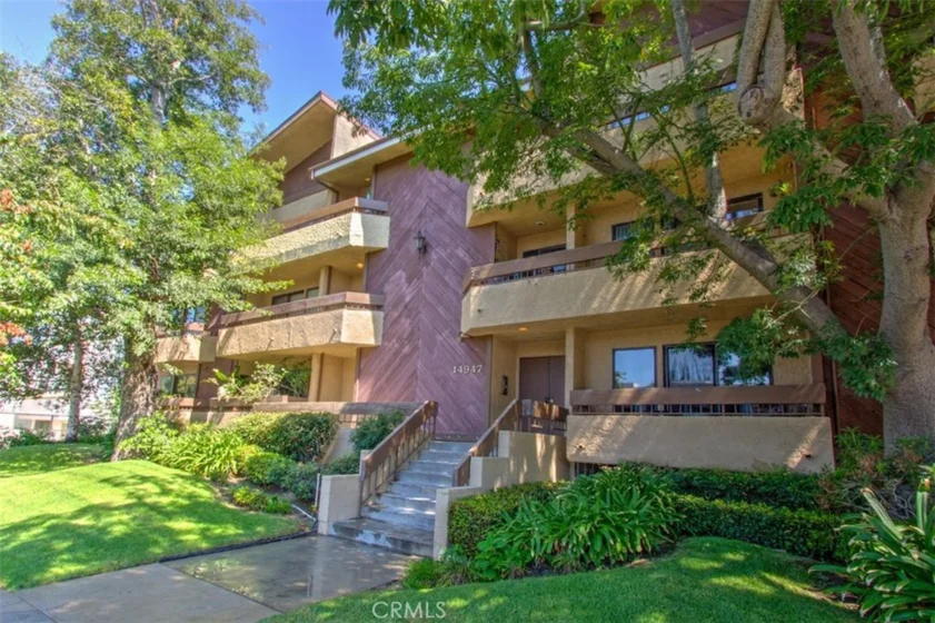 14947 Burbank Boulevard #103 photo 1
