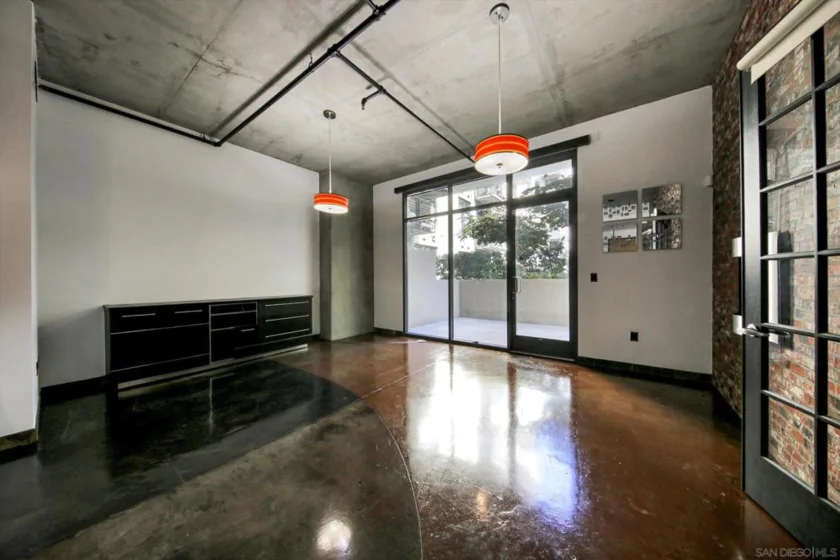 1050 Island #211 photo 12