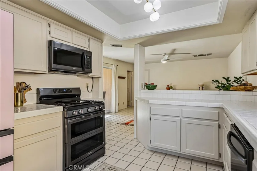 37394 Cole Creek Court photo 9