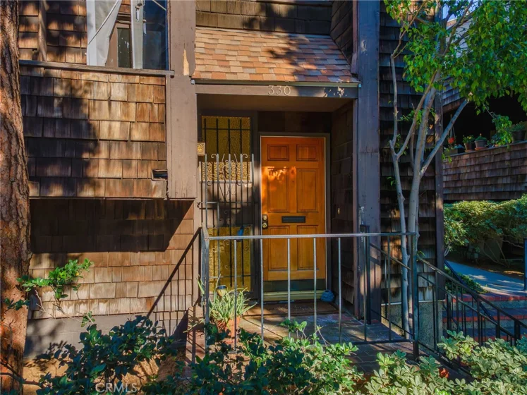 330 N 5th Street photo 1