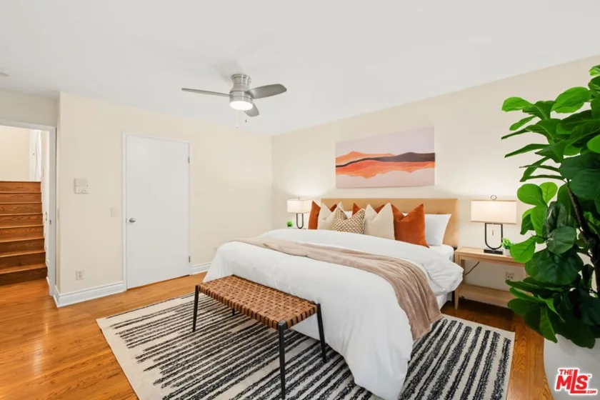 1222 N Kings Road #8 photo 33