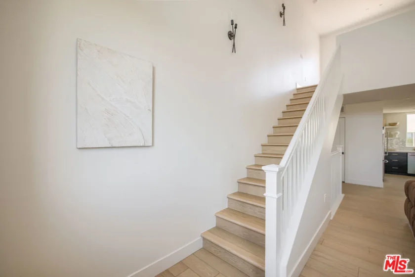 11222 W Victory Boulevard #2 photo 9