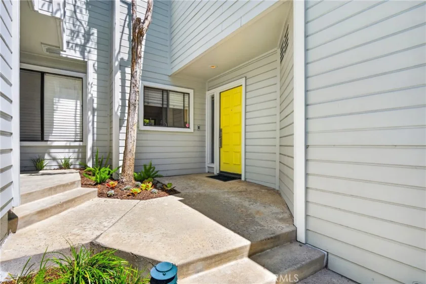 1150 W Capitol Drive #101 photo 33