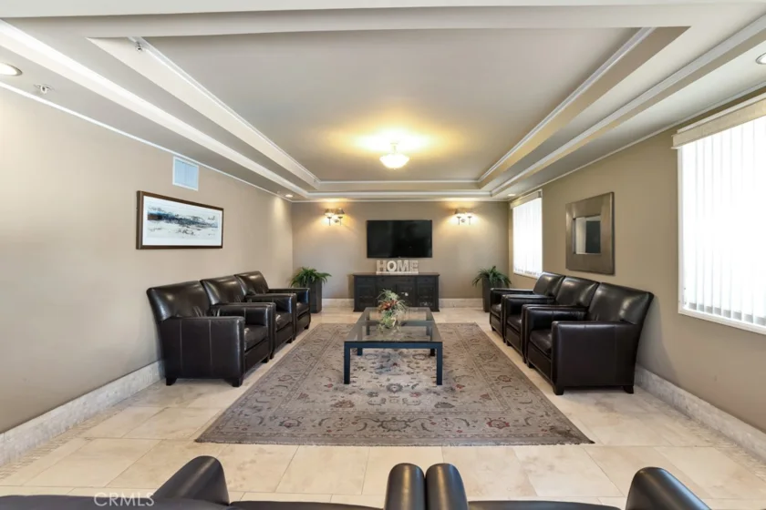 620 S Gramercy #338 photo 18
