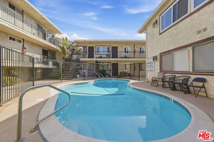 8800 Cedros Avenue #212 photo 24