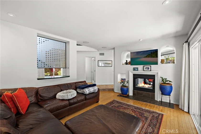 24535 Santa Clara photo 16