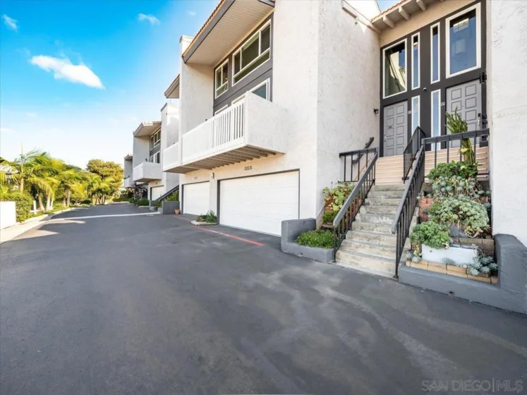 2431 La Costa Avenue #B photo 30