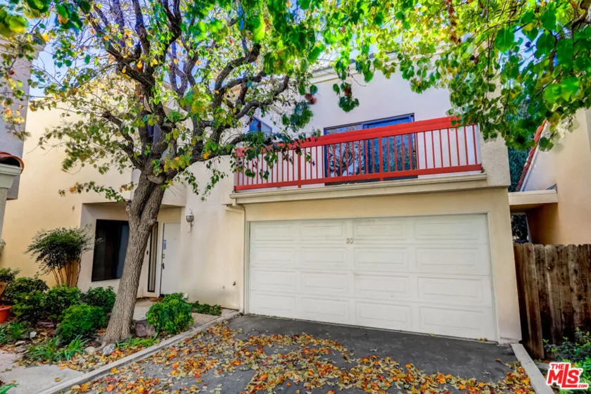 10022 Reseda Boulevard #30 photo 1